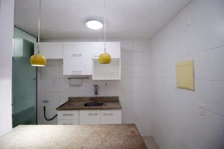 Apartamento à venda com 57m², 2 quartos e 1 vagaCozinha 