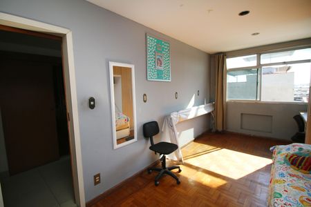 Apartamento à venda com 180m², 3 quartos e 1 vagaQuarto 3