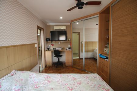 Apartamento à venda com 180m², 3 quartos e 1 vagaQuarto 1