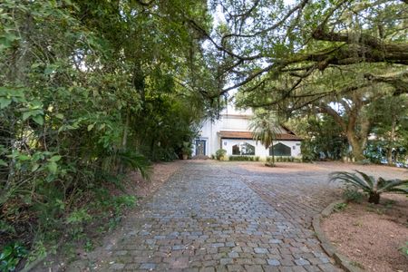 Casa à venda com 400m², 4 quartos e 15 vagasEntrada