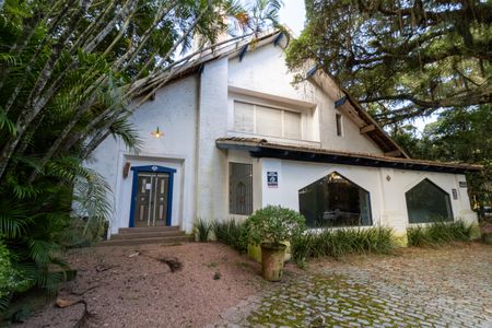 Casa à venda com 400m², 4 quartos e 15 vagasFachada