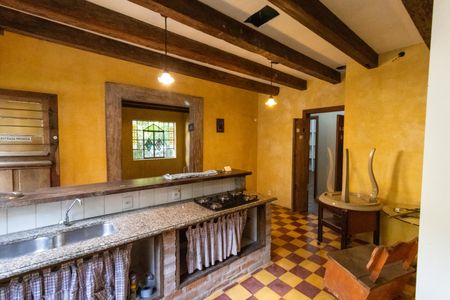 Casa à venda com 400m², 4 quartos e 15 vagasCozinha