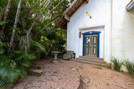 Casa à venda com 400m², 4 quartos e 15 vagasEntrada