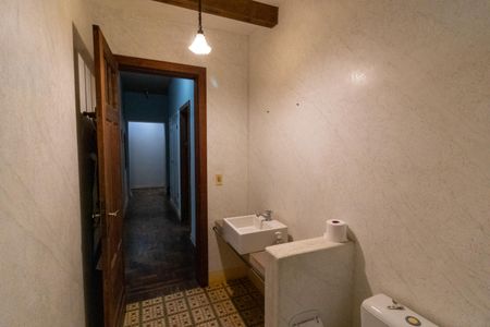 Casa à venda com 400m², 4 quartos e 15 vagasBanheiro 1