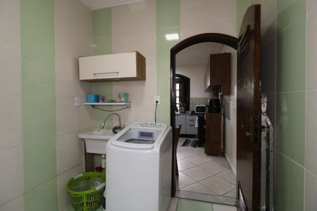 Casa à venda com 235m², 4 quartos e 6 vagasCasa 1 - Área Comum