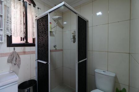 Casa à venda com 235m², 4 quartos e 6 vagasCasa 2 - Banheiro