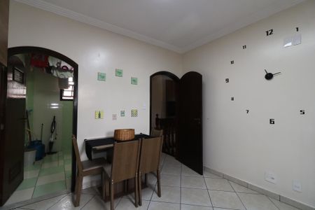 Casa à venda com 235m², 4 quartos e 6 vagasCasa 1 - Cozinha