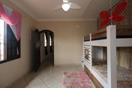 Casa à venda com 235m², 4 quartos e 6 vagasCasa 1 - Suíte 1