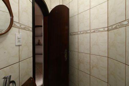 Casa à venda com 235m², 4 quartos e 6 vagasCasa 1 - Lavabo