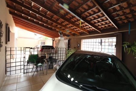 Casa à venda com 235m², 4 quartos e 6 vagasGaragem