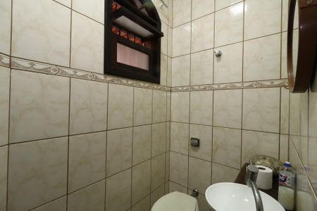 Casa à venda com 235m², 4 quartos e 6 vagasCasa 1 - Lavabo