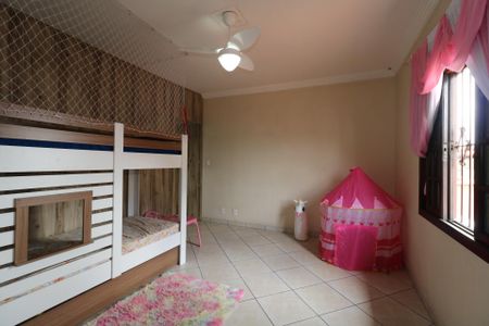 Casa à venda com 235m², 4 quartos e 6 vagasCasa 1 - Suíte 1