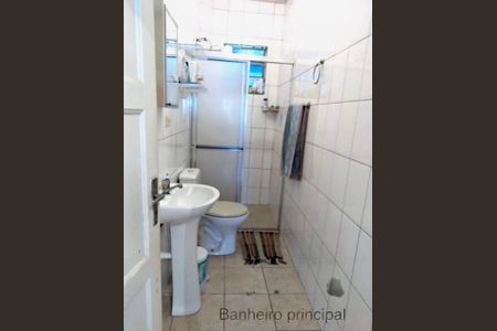 Casa à venda com 107m², 3 quartos e 1 vaga