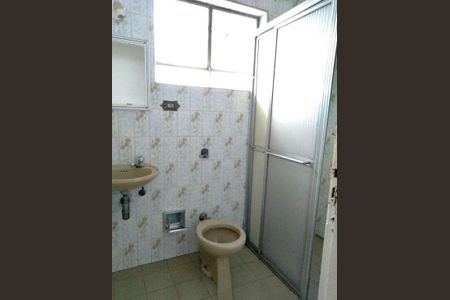 Casa à venda com 107m², 3 quartos e 1 vaga