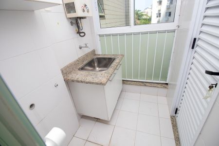 Apartamento à venda com 85m², 3 quartos e 1 vagaÁrea de Serviço