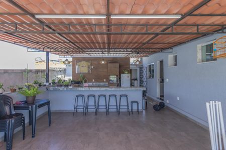 Casa à venda com 178m², 3 quartos e 2 vagas Casa à venda com 178m², 3 quartos e 2 vagasÁrea comum