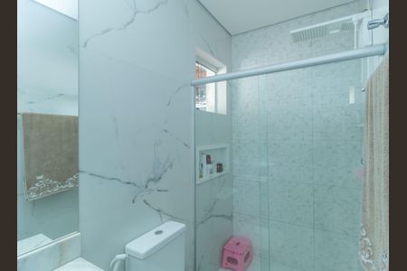 Casa à venda com 178m², 3 quartos e 2 vagas Casa à venda com 178m², 3 quartos e 2 vagasBanheiro