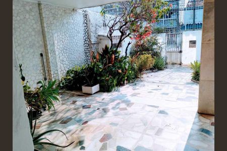 Casa à venda com 344m², 3 quartos e 10 vagas