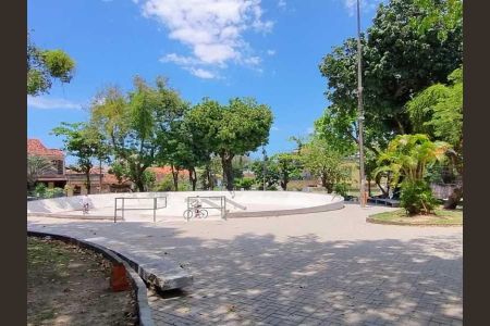Casa à venda com 184m², 3 quartos e 3 vagas