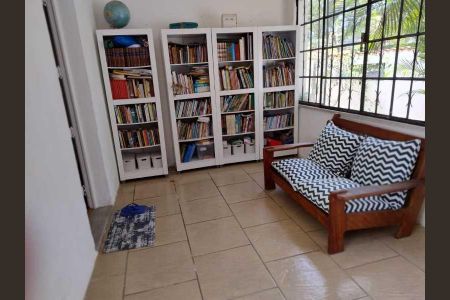 Casa à venda com 184m², 3 quartos e 3 vagas