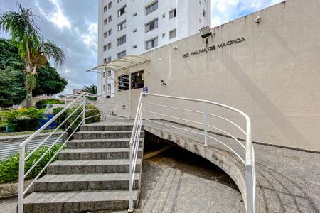 Apartamento à venda com 100m², 3 quartos e 2 vagasFachada