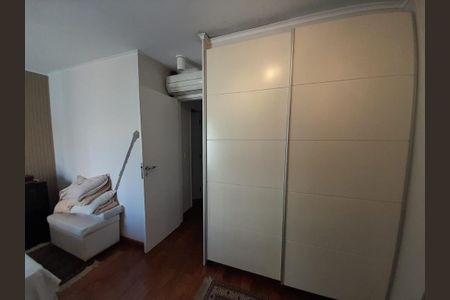 Casa de condomínio à venda com 190m², 3 quartos e 3 vagas