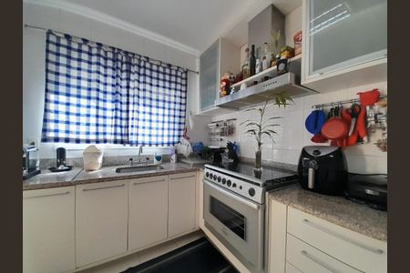 Casa de condomínio à venda com 190m², 3 quartos e 3 vagas