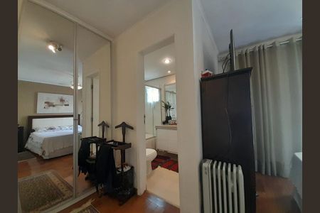Casa de condomínio à venda com 190m², 3 quartos e 3 vagas