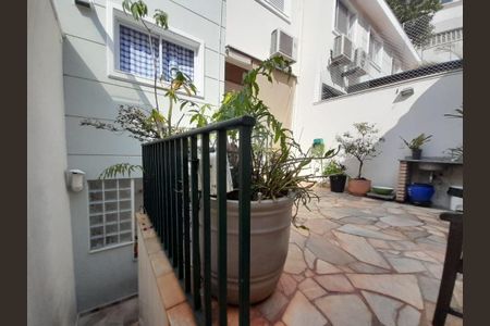 Casa de condomínio à venda com 190m², 3 quartos e 3 vagas