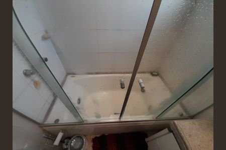 Casa de condomínio à venda com 190m², 3 quartos e 3 vagas