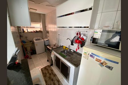 Apartamento à venda com 34m², 1 quarto e 1 vaga Apartamento à venda com 34m², 1 quarto e 1 vagaCozinha e Área de Serviço