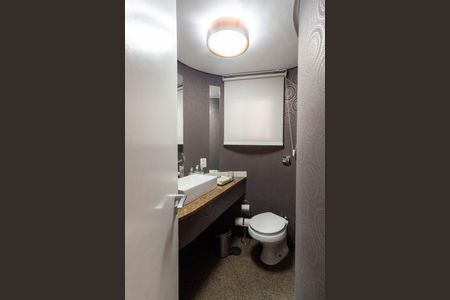 Apartamento à venda com 260m², 4 quartos e 3 vagas Apartamento à venda com 260m², 4 quartos e 3 vagasLavabo