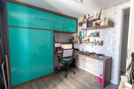 Apartamento à venda com 260m², 4 quartos e 3 vagas Apartamento à venda com 260m², 4 quartos e 3 vagasQuarto 1