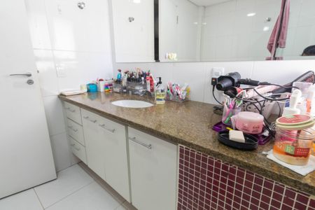 Apartamento à venda com 260m², 4 quartos e 3 vagas Apartamento à venda com 260m², 4 quartos e 3 vagasBanheiro 3