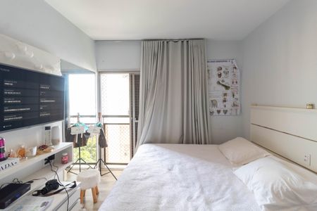 Apartamento à venda com 260m², 4 quartos e 3 vagas Apartamento à venda com 260m², 4 quartos e 3 vagasQuarto Suíte 1
