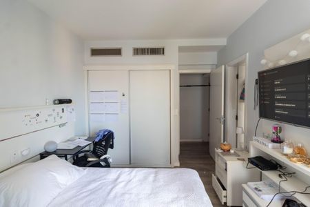 Apartamento à venda com 260m², 4 quartos e 3 vagas Apartamento à venda com 260m², 4 quartos e 3 vagasQuarto Suíte 1