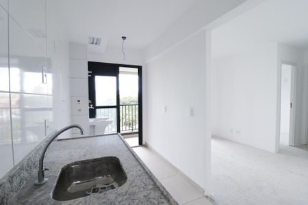 Apartamento à venda com 56m², 2 quartos e 1 vaga Apartamento à venda com 56m², 2 quartos e 1 vagaCozinha e Área de Serviço