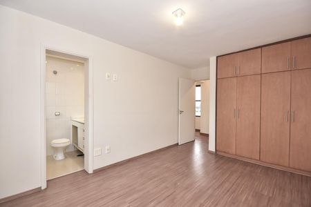 Apartamento para alugar com 636m², 4 quartos e 3 vagasSuíte 1