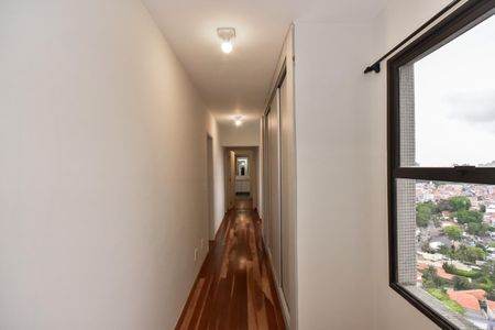Apartamento para alugar com 636m², 4 quartos e 3 vagasCorredor