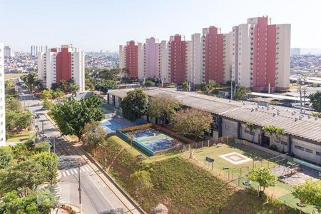 Apartamento à venda com 76m², 2 quartos e 1 vaga Apartamento à venda com 76m², 2 quartos e 1 vagaÁrea comum - Vista da Academia