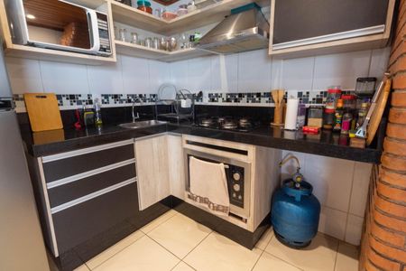 Casa de condomínio à venda com 140m², 3 quartos e 2 vagasÁrea gourmet