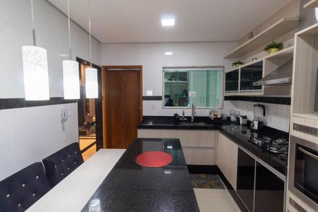 Casa de condomínio à venda com 140m², 3 quartos e 2 vagasCozinha