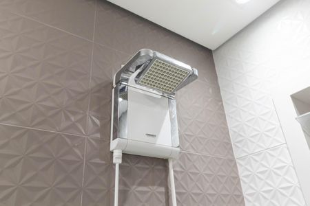 Casa de condomínio à venda com 140m², 3 quartos e 2 vagasChuveiro