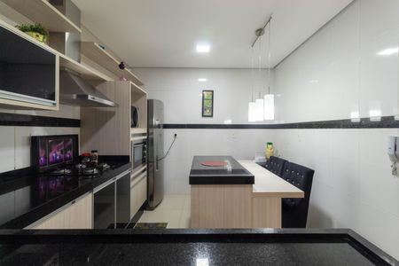 Casa de condomínio à venda com 140m², 3 quartos e 2 vagasCozinha