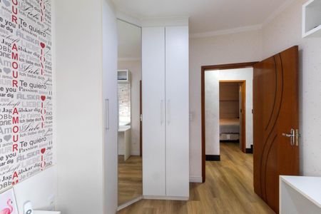 Casa de condomínio à venda com 140m², 3 quartos e 2 vagasQuarto 2