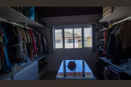 Casa de condomínio à venda com 180m², 4 quartos e 2 vagas Casa de condomínio à venda com 180m², 4 quartos e 2 vagasQuarto 1