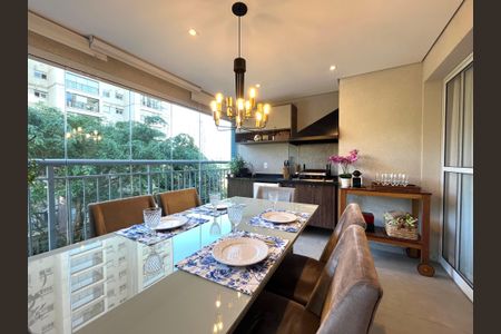 Apartamento à venda com 80m², 2 quartos e 1 vaga Apartamento à venda com 80m², 2 quartos e 1 vagaVaranda