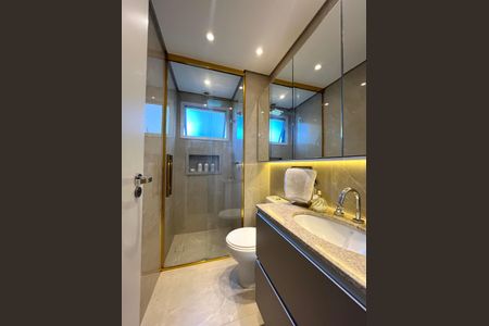 Apartamento à venda com 80m², 2 quartos e 1 vaga Apartamento à venda com 80m², 2 quartos e 1 vagaBanheiro da Suíte