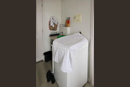 Apartamento à venda com 28m², 1 quarto e sem vagaCozinha e Área de Serviço