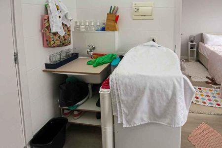 Apartamento à venda com 28m², 1 quarto e sem vagaCozinha e Área de Serviço